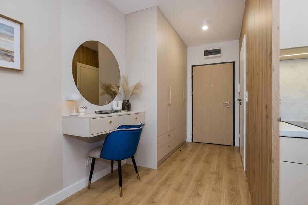 Superapart Klobucka Apt345 Варшава Екстер'єр фото